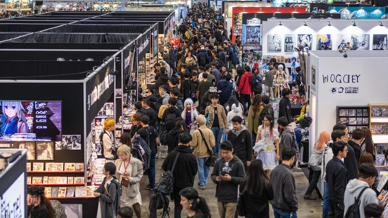 “二次元春晚”怎么成了品牌新战场?